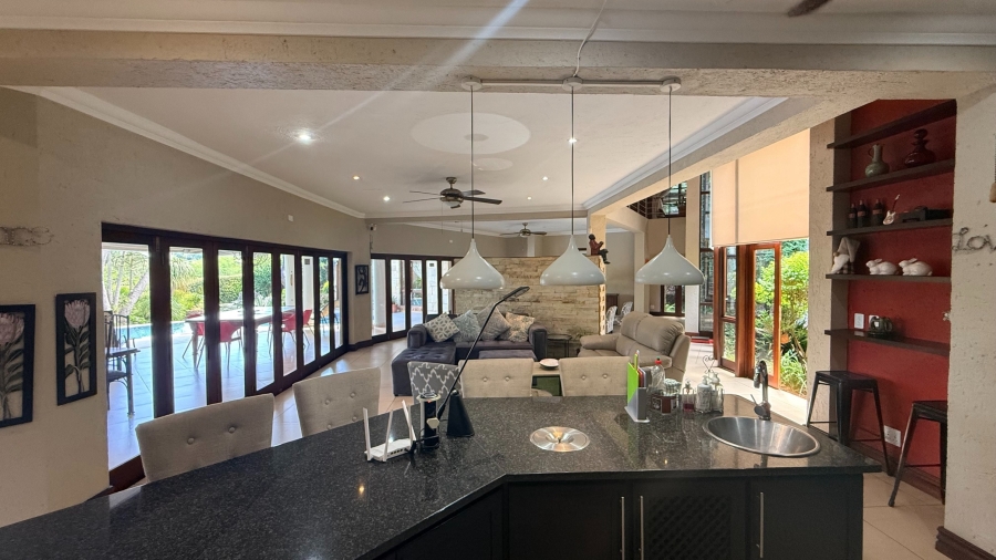 6 Bedroom Property for Sale in White River Country Estate Mpumalanga