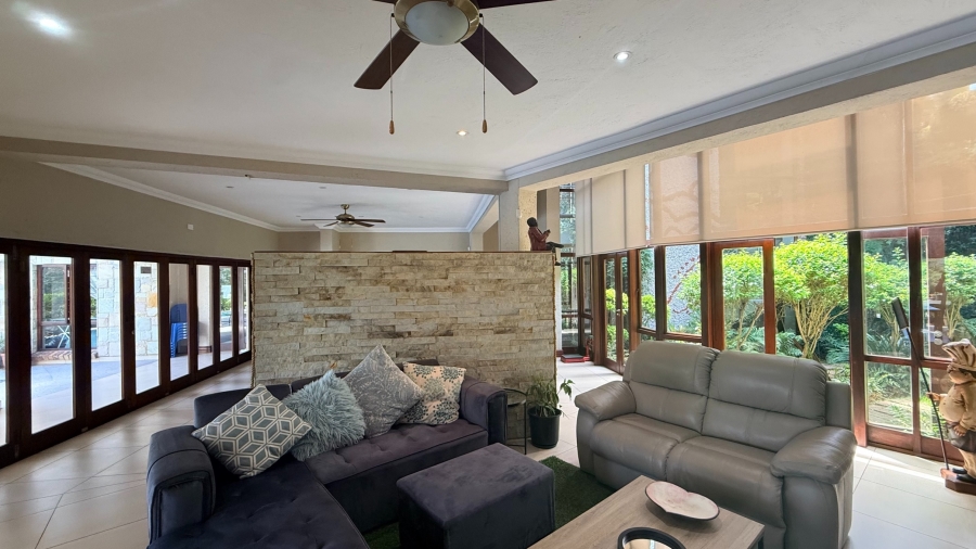 6 Bedroom Property for Sale in White River Country Estate Mpumalanga