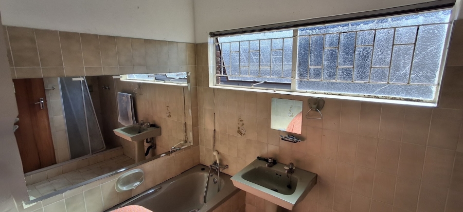 3 Bedroom Property for Sale in West Acres Ext 8 Mpumalanga