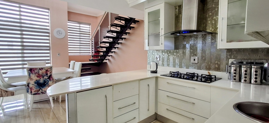 4 Bedroom Property for Sale in The Rest Nature Estate Mpumalanga