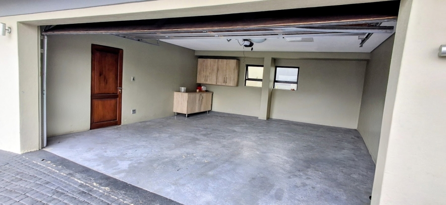 4 Bedroom Property for Sale in The Rest Nature Estate Mpumalanga