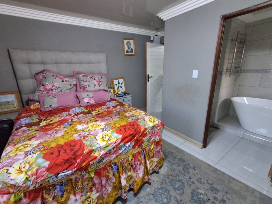 3 Bedroom Property for Sale in West Acres Mpumalanga