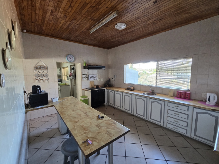 6 Bedroom Property for Sale in Dennesig Mpumalanga