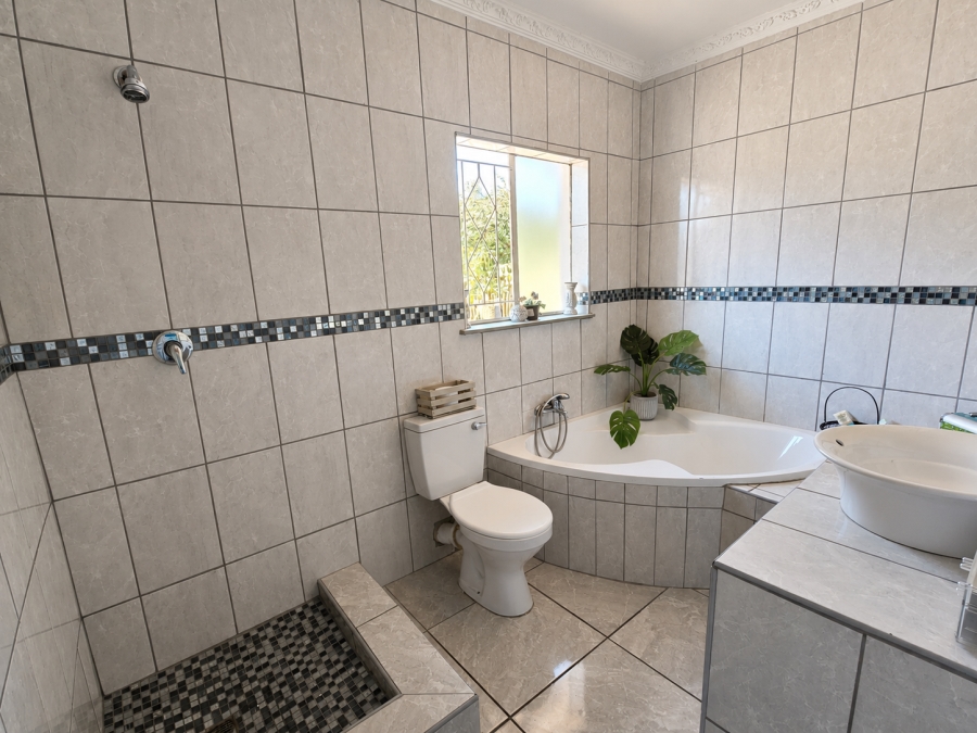 6 Bedroom Property for Sale in Dennesig Mpumalanga