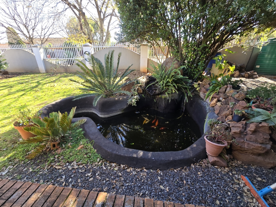 6 Bedroom Property for Sale in Dennesig Mpumalanga