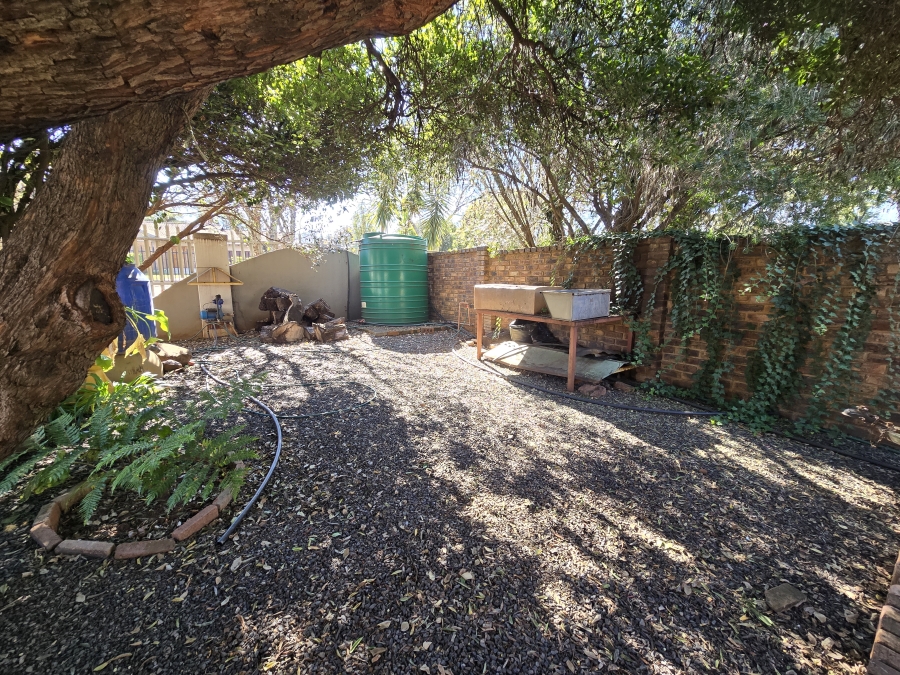 6 Bedroom Property for Sale in Dennesig Mpumalanga