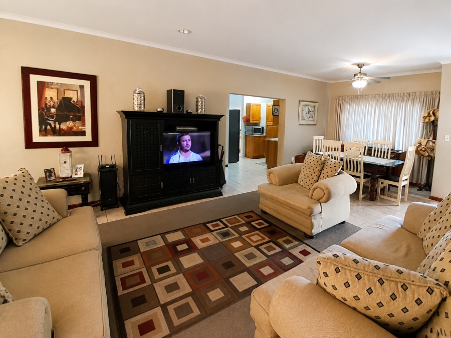 3 Bedroom Property for Sale in Nelspruit Ext 14 Mpumalanga