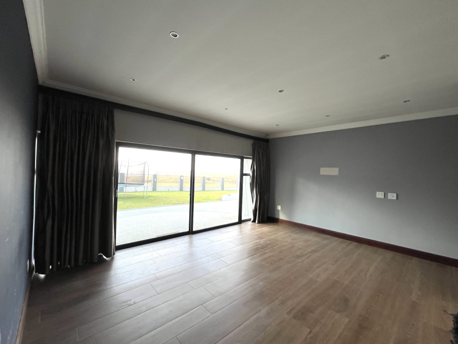 4 Bedroom Property for Sale in Bankenveld Estate Mpumalanga