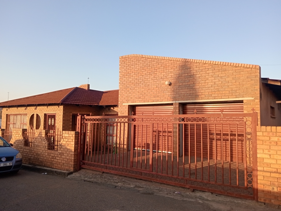 To Let 3 Bedroom Property for Rent in Lynnville Mpumalanga