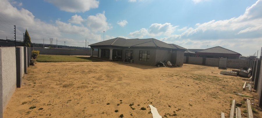 4 Bedroom Property for Sale in Aerorand Mpumalanga
