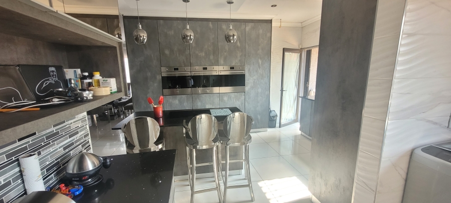 4 Bedroom Property for Sale in Aerorand Mpumalanga