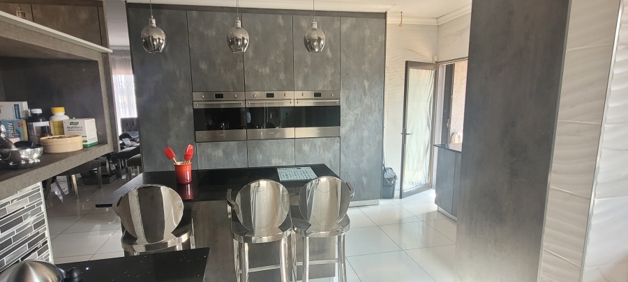 4 Bedroom Property for Sale in Aerorand Mpumalanga