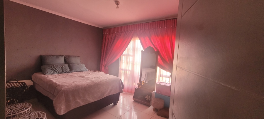 4 Bedroom Property for Sale in Aerorand Mpumalanga