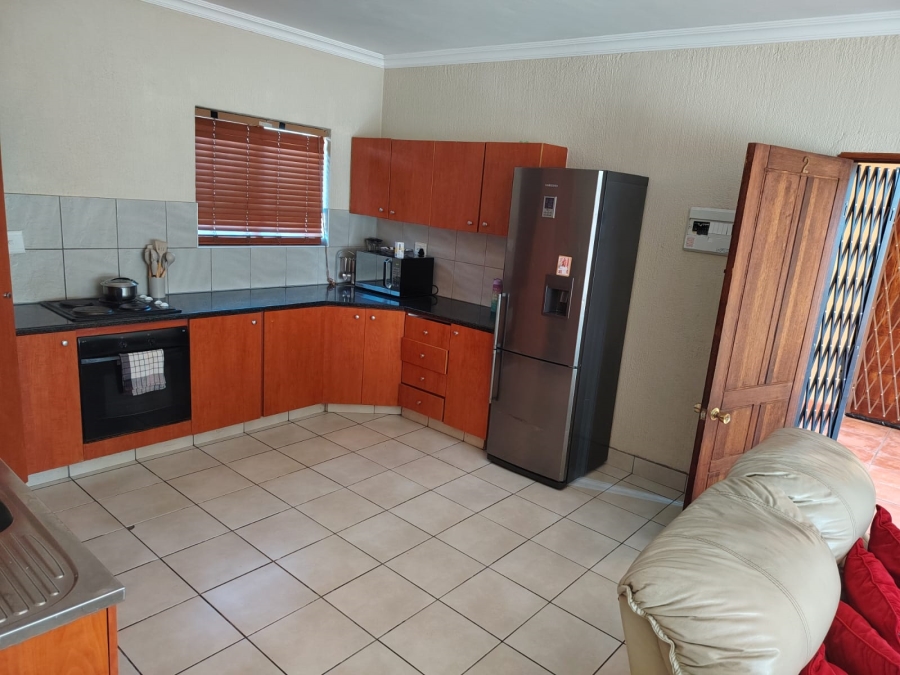 To Let 2 Bedroom Property for Rent in Sonheuwel Mpumalanga