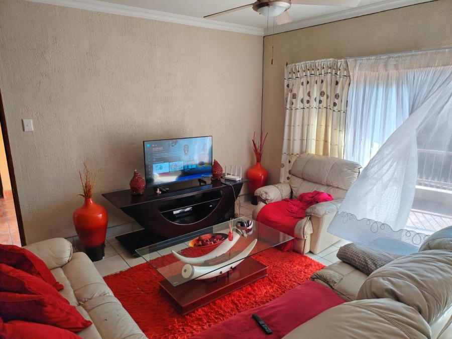 To Let 2 Bedroom Property for Rent in Sonheuwel Mpumalanga