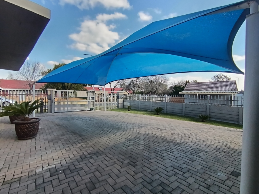 4 Bedroom Property for Sale in Secunda Mpumalanga