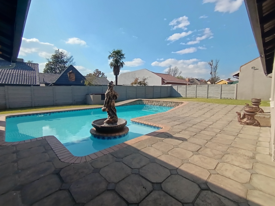 4 Bedroom Property for Sale in Secunda Mpumalanga