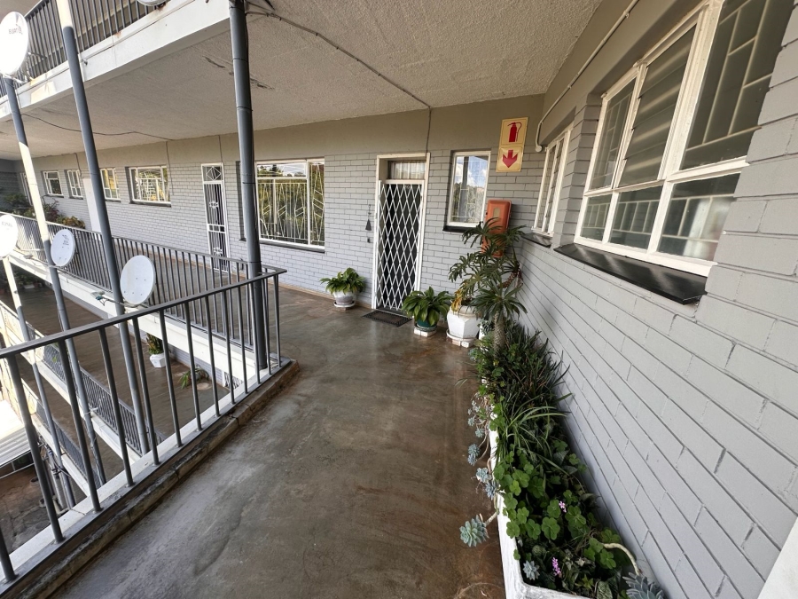 2 Bedroom Property for Sale in Nelspruit Ext 5 Mpumalanga
