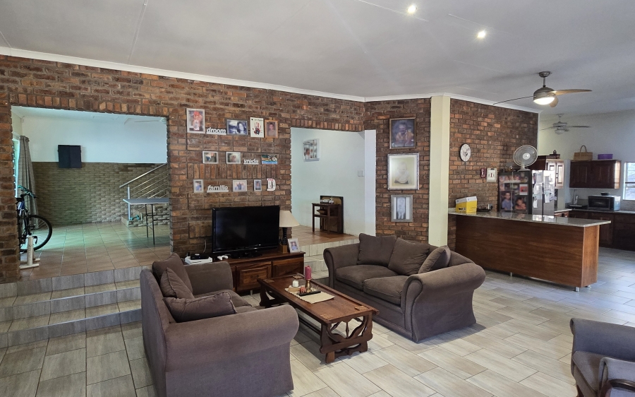 3 Bedroom Property for Sale in Nelspruit Ext 8 Mpumalanga