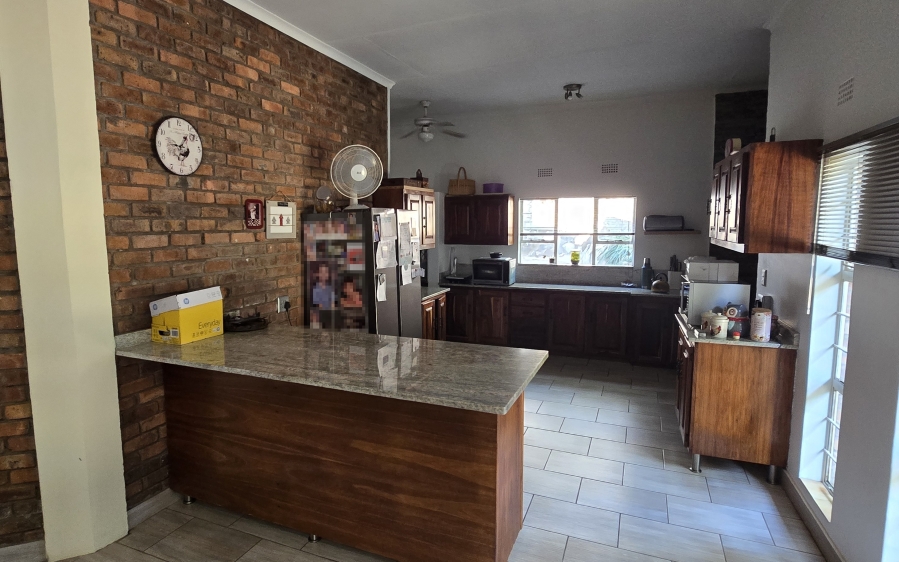 3 Bedroom Property for Sale in Nelspruit Ext 8 Mpumalanga
