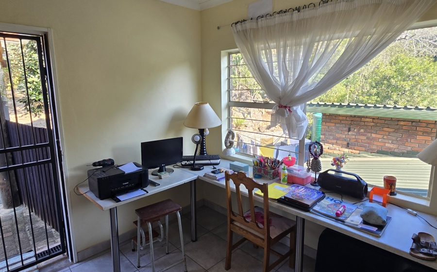 3 Bedroom Property for Sale in Nelspruit Ext 8 Mpumalanga
