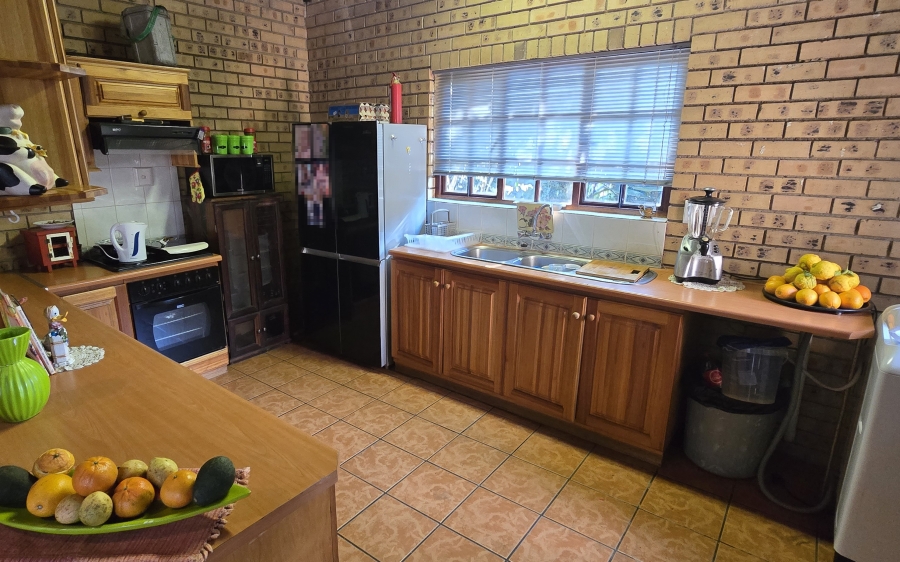 3 Bedroom Property for Sale in Nelspruit Ext 8 Mpumalanga