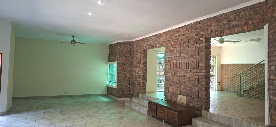 4 Bedroom Property for Sale in Nelspruit Ext 8 Mpumalanga