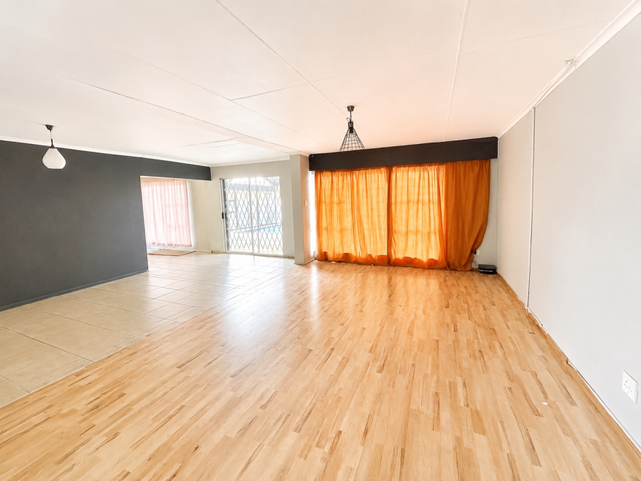 3 Bedroom Property for Sale in Secunda Mpumalanga