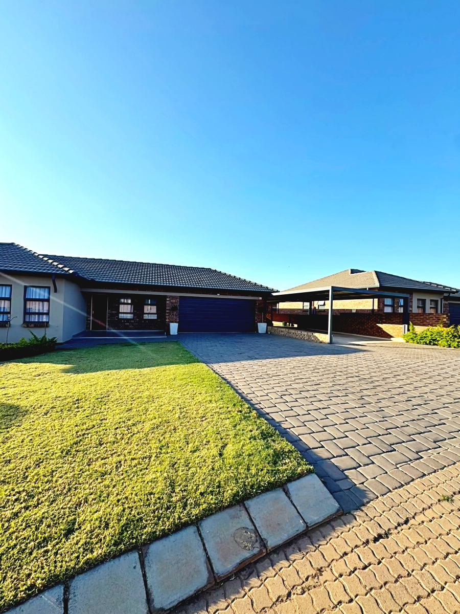 3 Bedroom Property for Sale in Witbank Ext 10 Mpumalanga