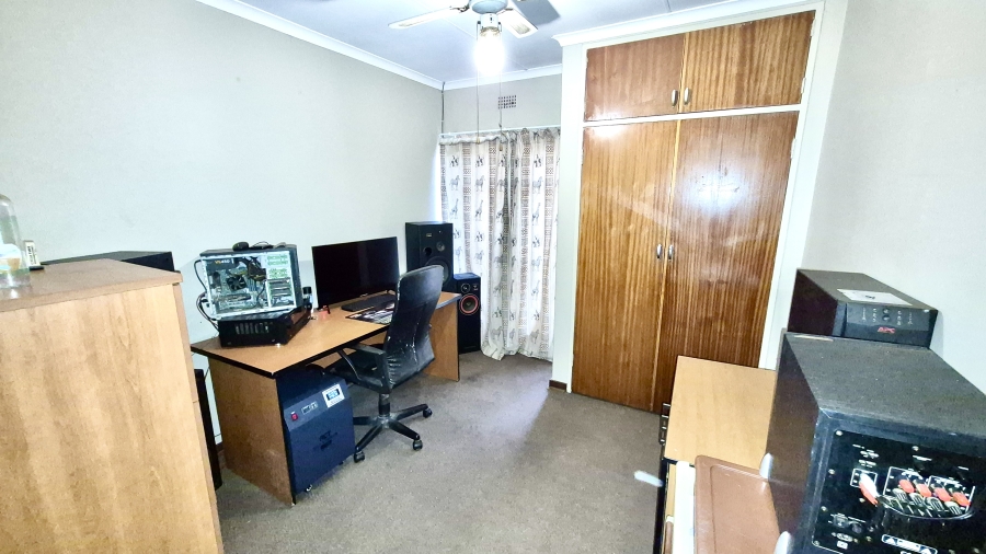 3 Bedroom Property for Sale in Model Park Mpumalanga