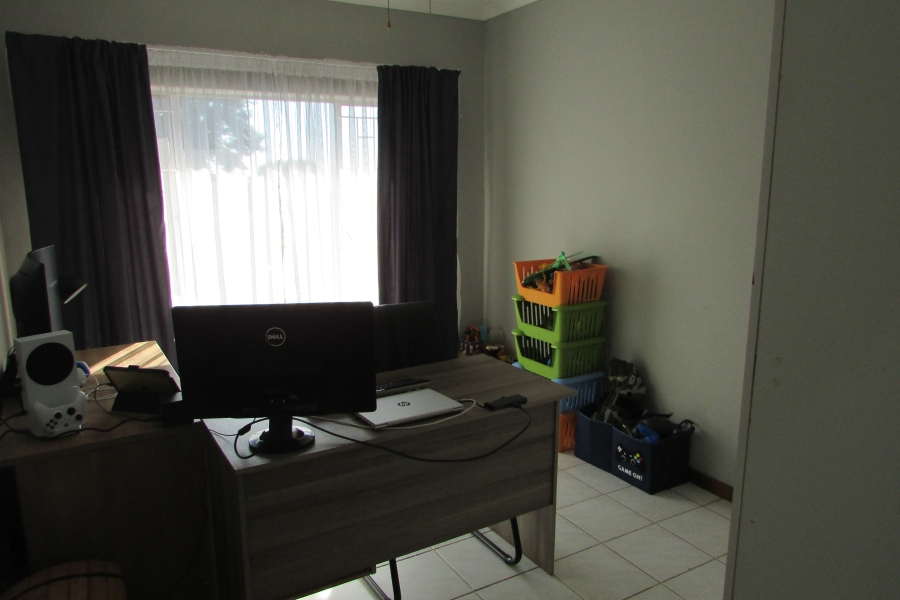 4 Bedroom Property for Sale in West Acres Ext 13 Mpumalanga