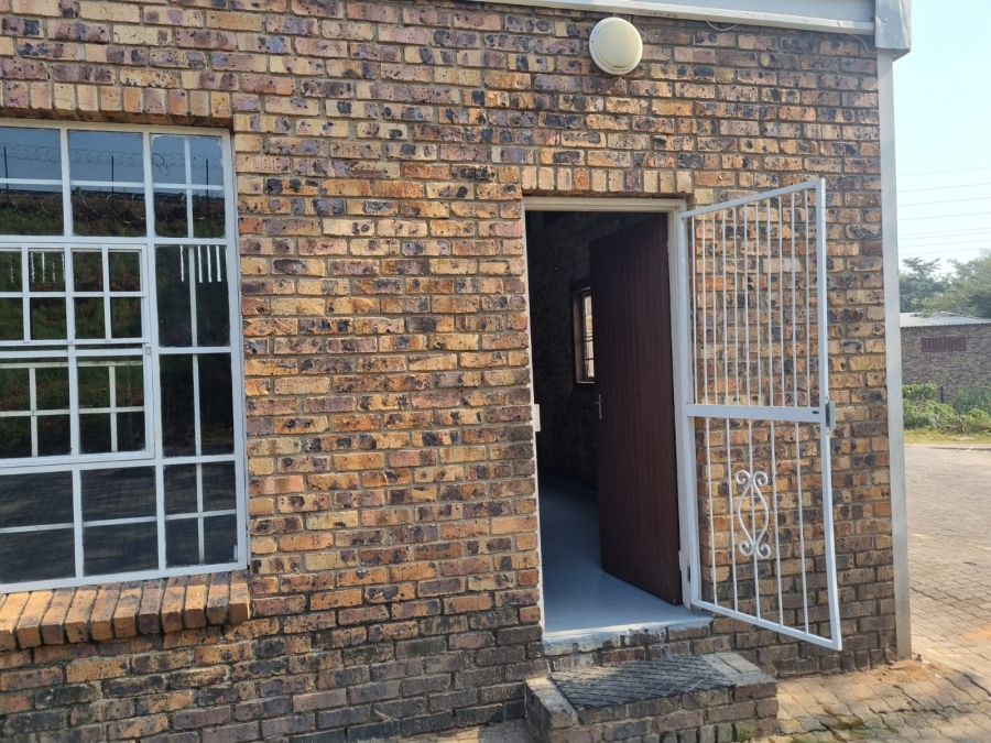 To Let Commercial Property for Rent in Vintonia Mpumalanga