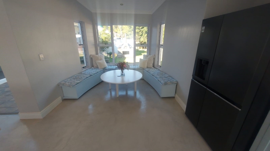 6 Bedroom Property for Sale in Kingsview Ext 1 Mpumalanga