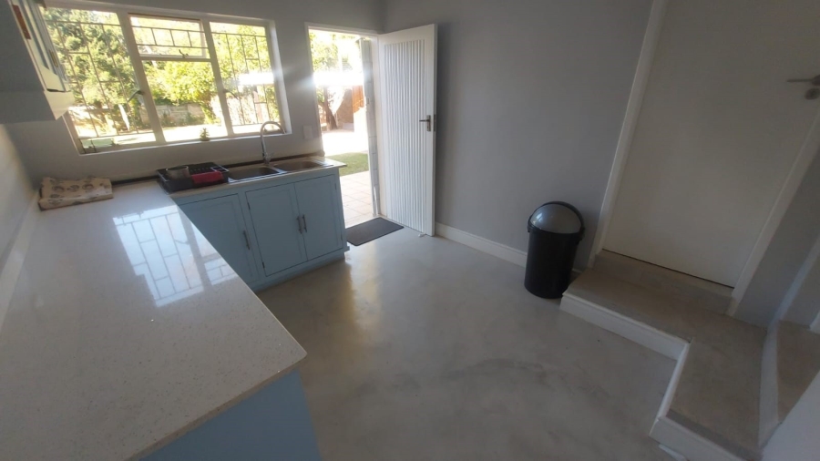 6 Bedroom Property for Sale in Kingsview Ext 1 Mpumalanga