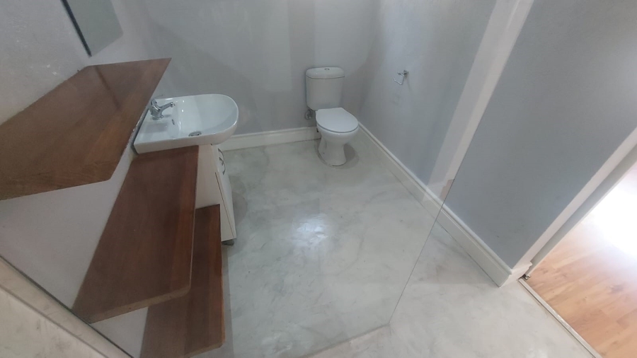 6 Bedroom Property for Sale in Kingsview Ext 1 Mpumalanga