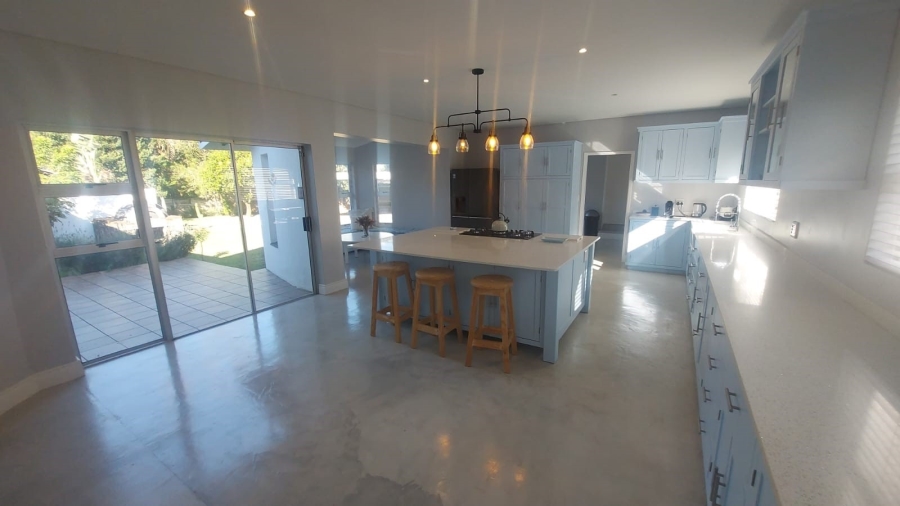6 Bedroom Property for Sale in Kingsview Ext 1 Mpumalanga