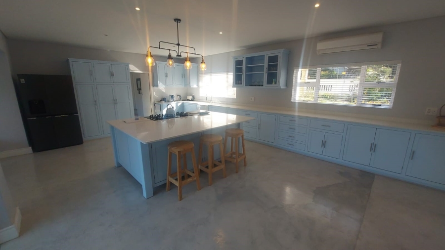 6 Bedroom Property for Sale in Kingsview Ext 1 Mpumalanga