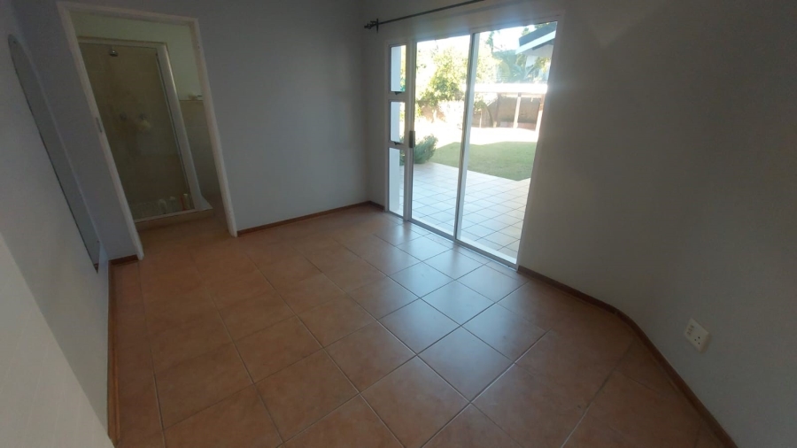6 Bedroom Property for Sale in Kingsview Ext 1 Mpumalanga