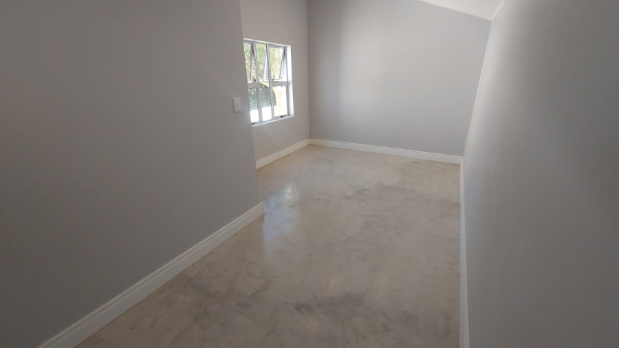 6 Bedroom Property for Sale in Kingsview Ext 1 Mpumalanga