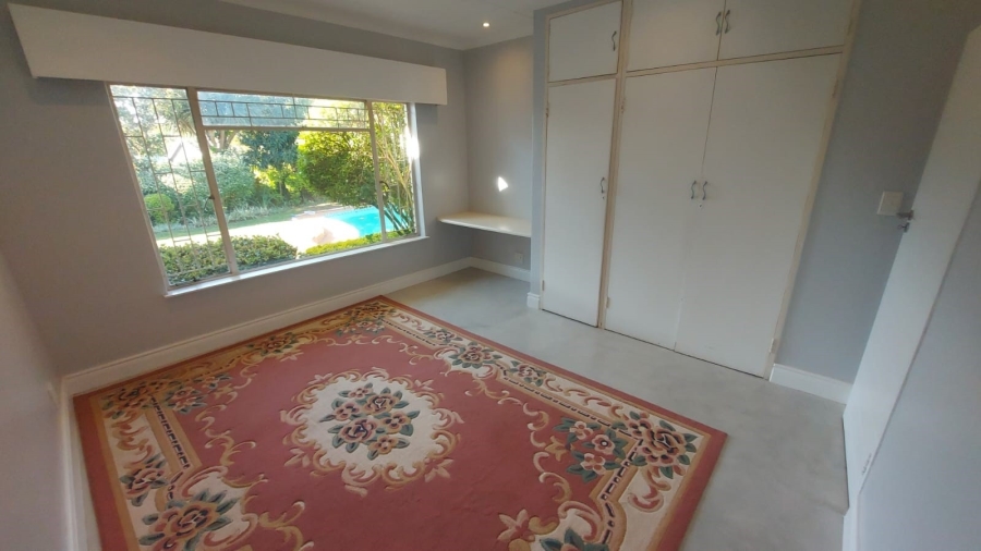 6 Bedroom Property for Sale in Kingsview Ext 1 Mpumalanga