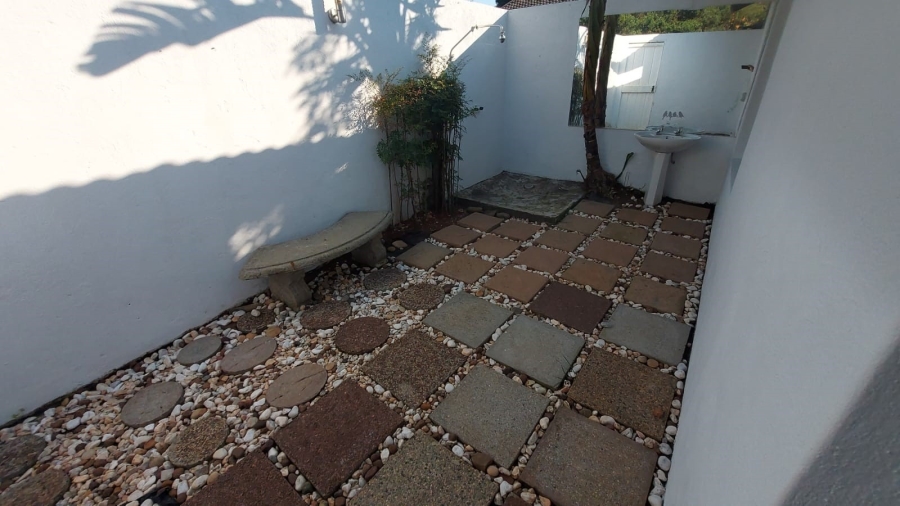 6 Bedroom Property for Sale in Kingsview Ext 1 Mpumalanga