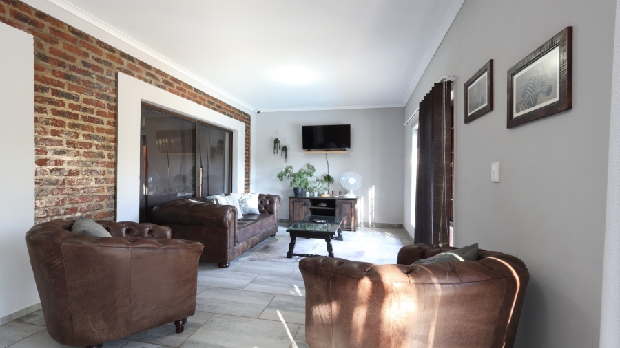 2 Bedroom Property for Sale in Marloth Park Mpumalanga