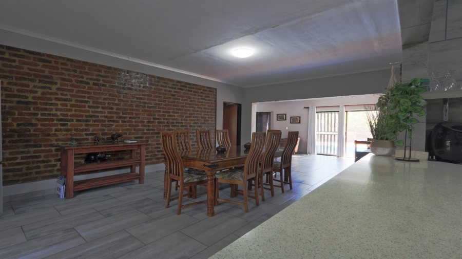 2 Bedroom Property for Sale in Marloth Park Mpumalanga