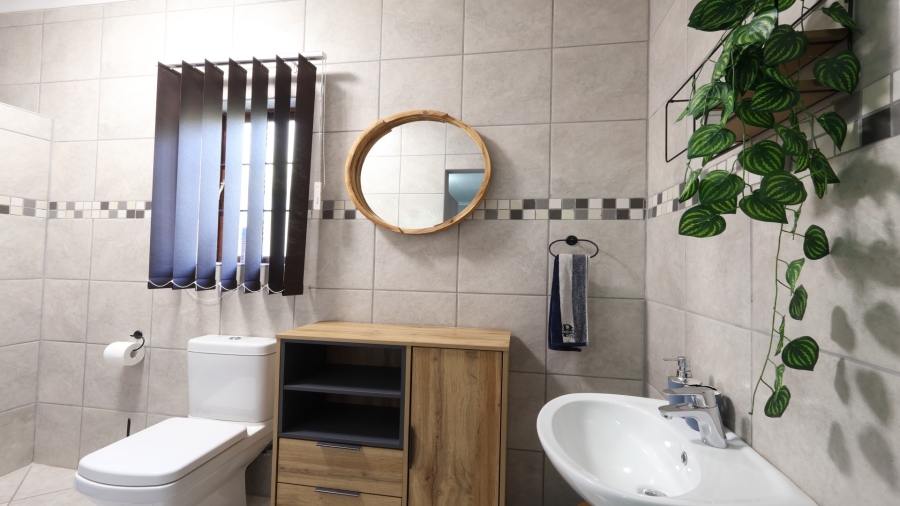 2 Bedroom Property for Sale in Marloth Park Mpumalanga