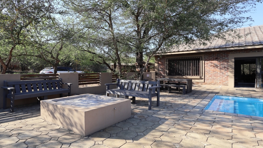 2 Bedroom Property for Sale in Marloth Park Mpumalanga