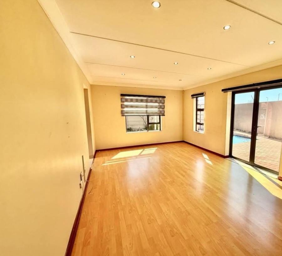 To Let 3 Bedroom Property for Rent in Secunda Mpumalanga