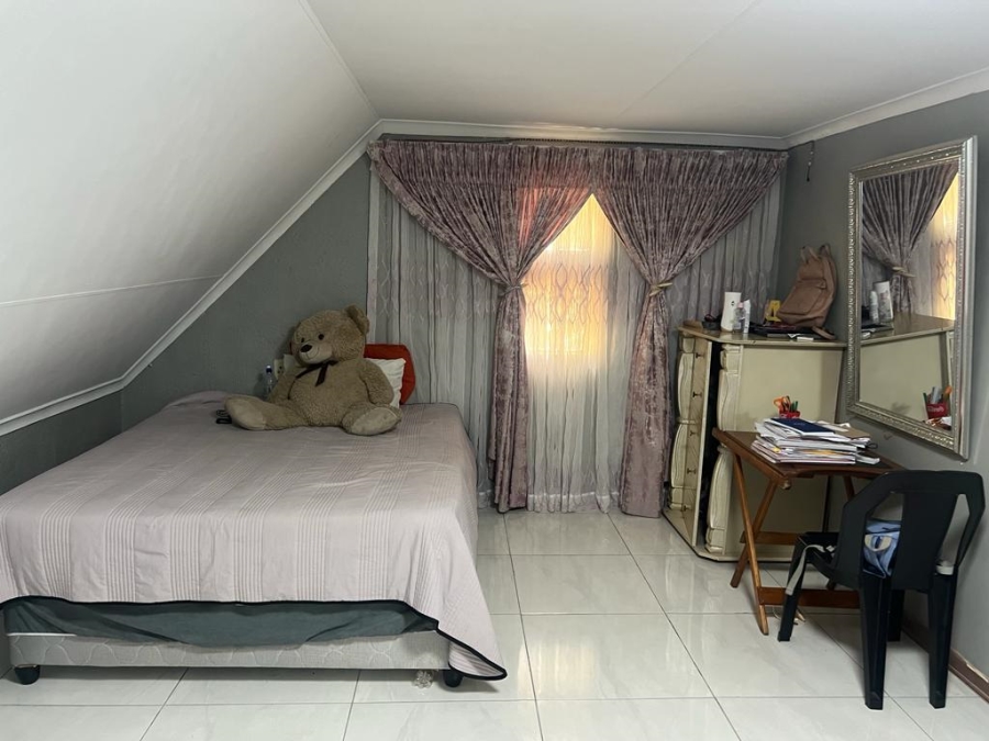 To Let 4 Bedroom Property for Rent in West Acres Mpumalanga