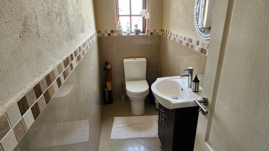 4 Bedroom Property for Sale in Elawini Lifestyle Estate Mpumalanga