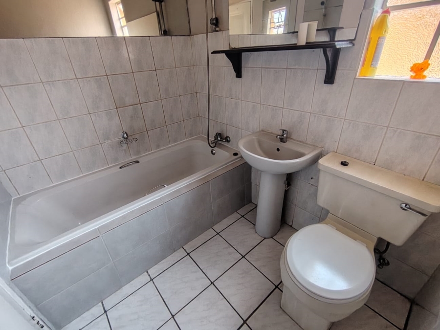To Let 2 Bedroom Property for Rent in Steiltes Mpumalanga