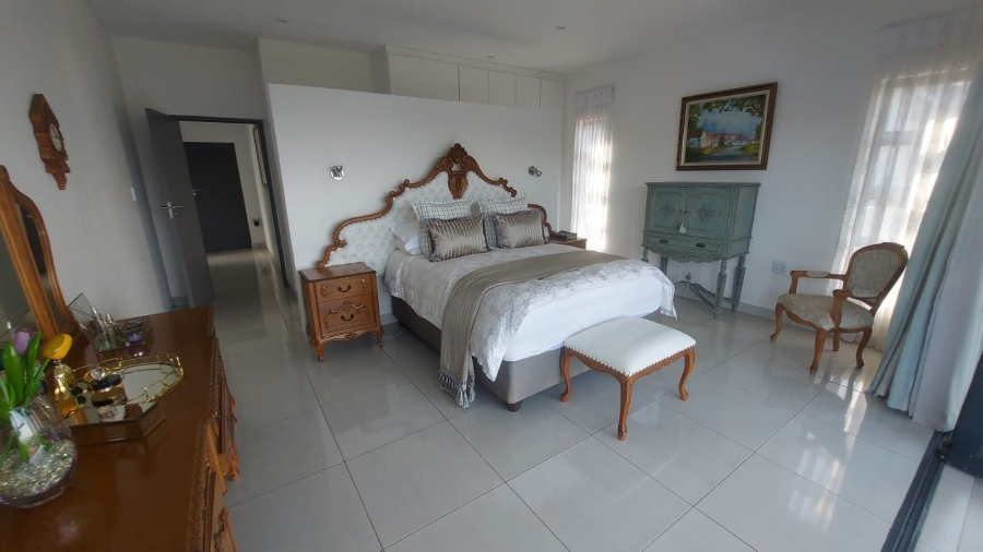 5 Bedroom Property for Sale in Riverside Park Mpumalanga